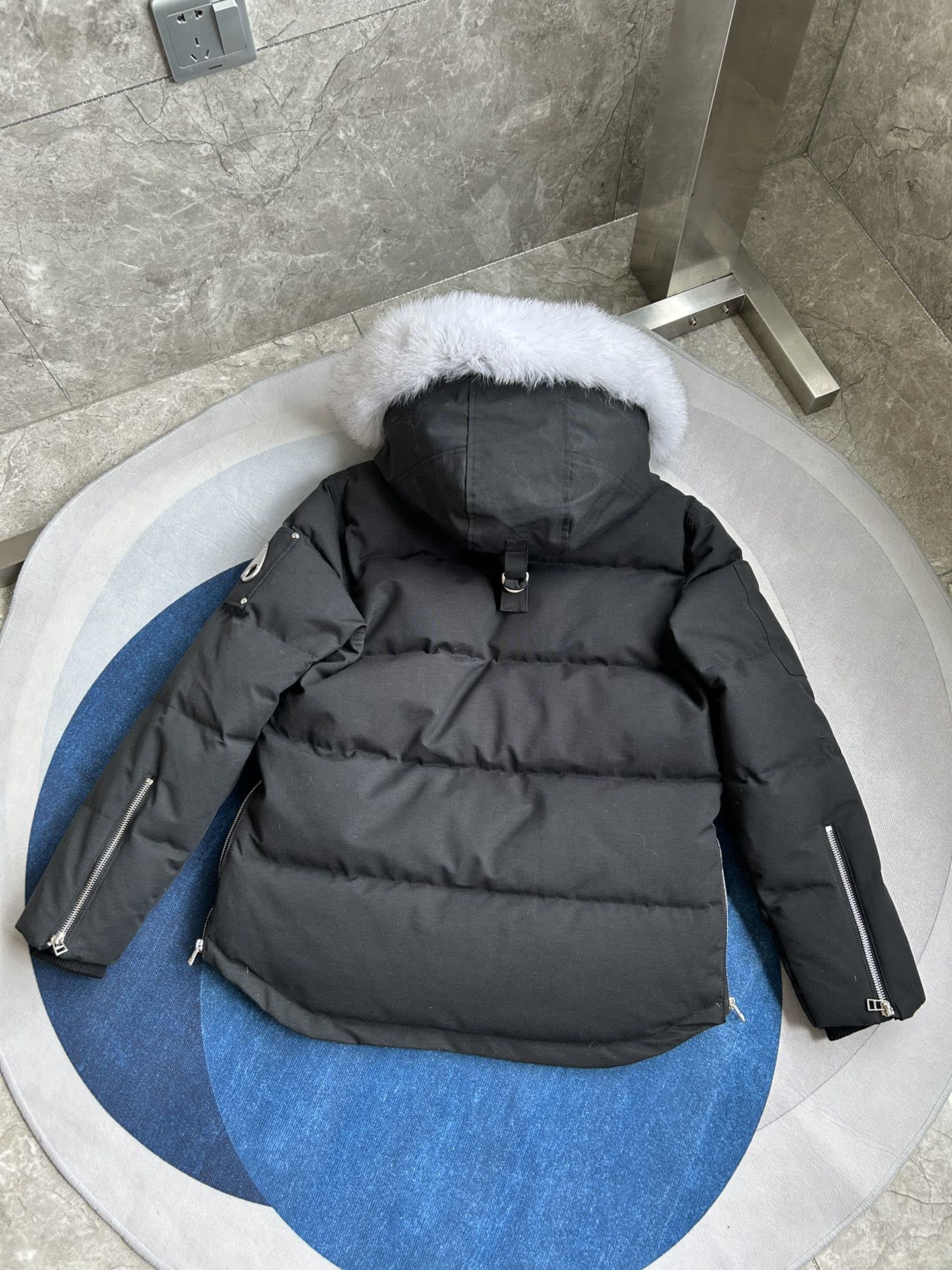 Moose Knuckles Down Puffer Jacket Moose Knuckles Down Puffer Jacket